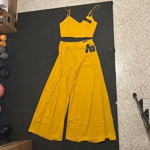Lulu’s Out Tonight Mustard Yellow two-piece jumpsuit. Women’s size L.